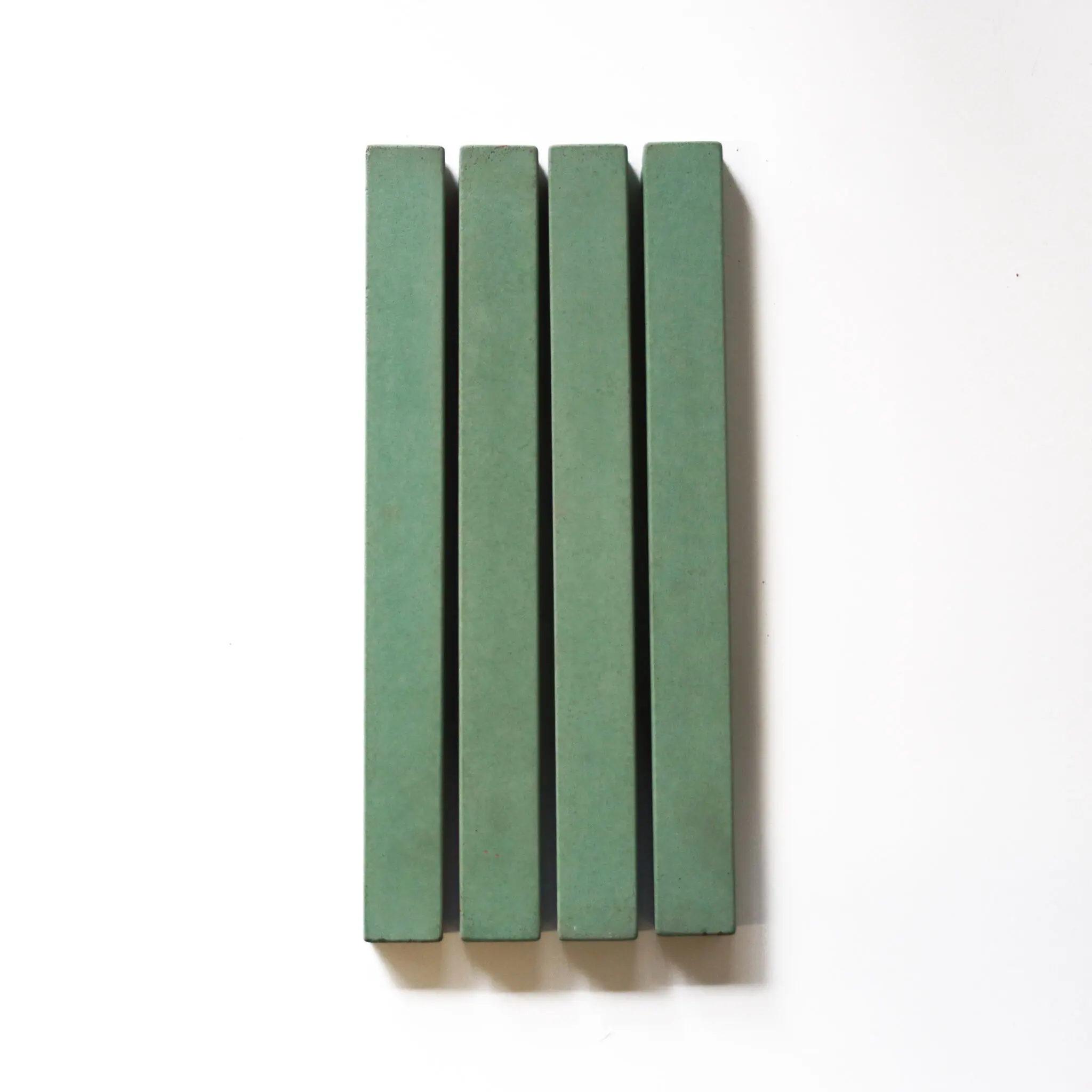 Emerald Oblong Tile